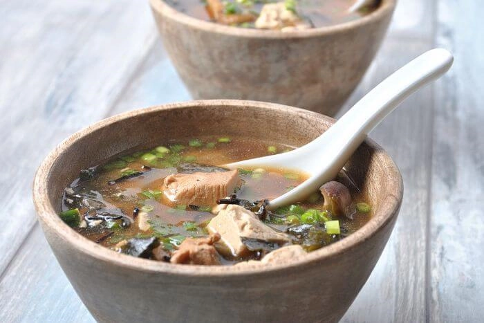 紫菜豆腐鮭魚味噌湯