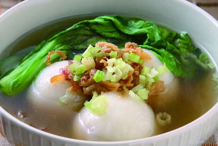 鹹湯圓配青菜