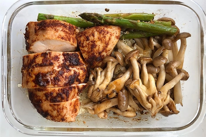 鮮菇藜麥烤雞胸肉