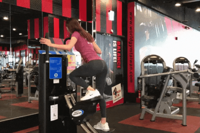 Booty Coaster