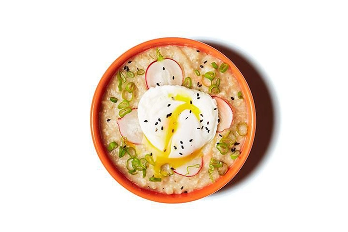11.燕麥片配上荷包蛋、味噌醬油