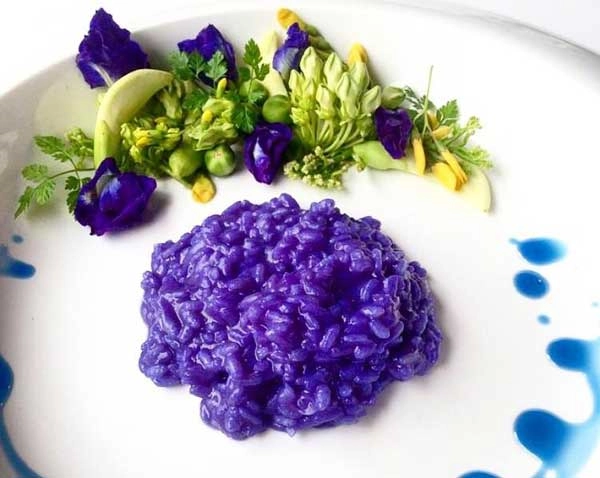 蝶豆花燉飯