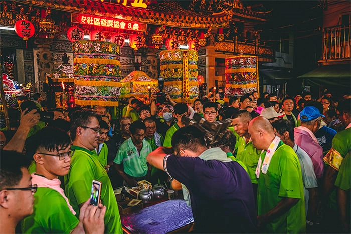 繞境